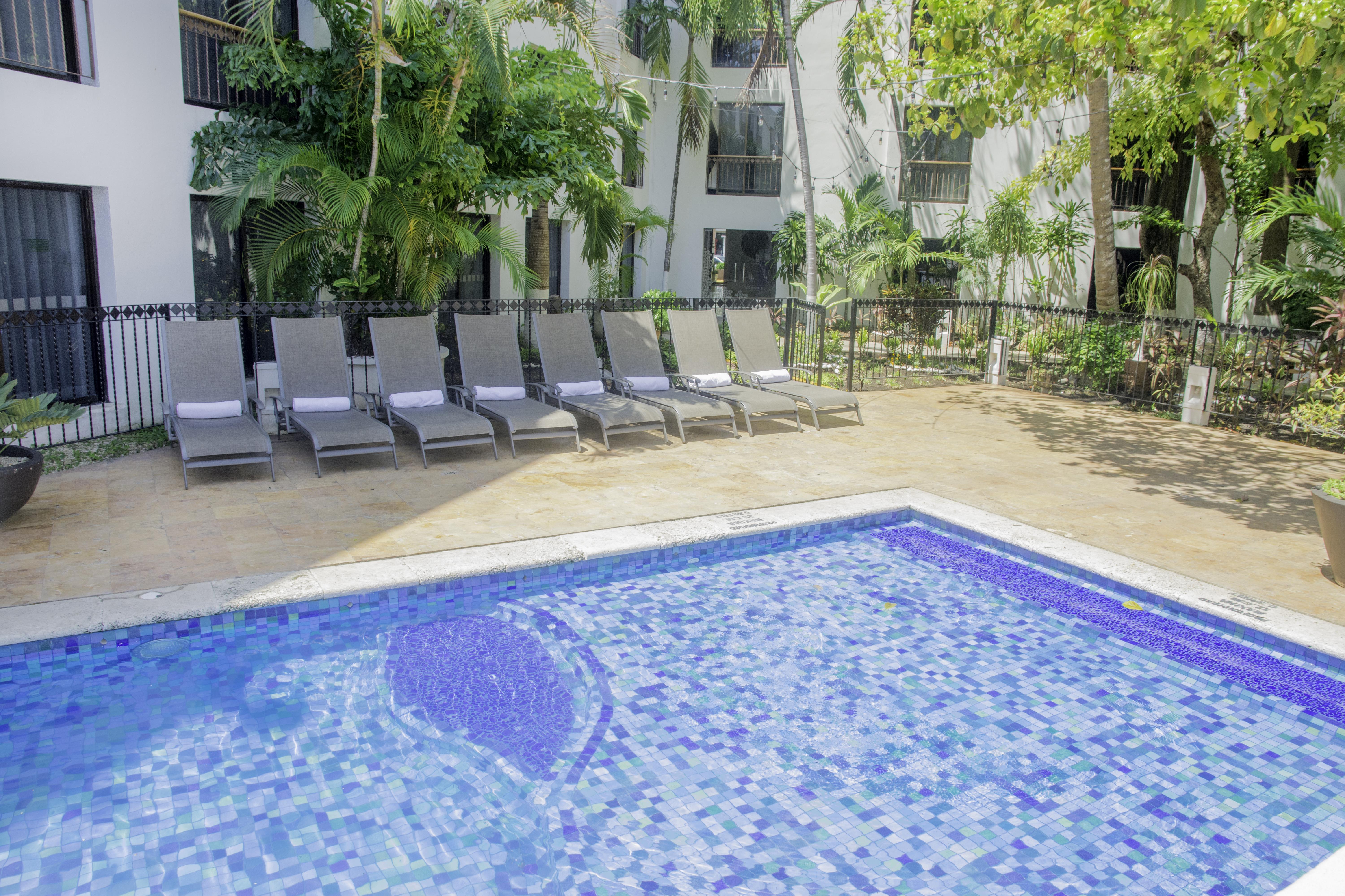 ホテル Continental Caribe Bay チェトゥマル エクステリア 写真