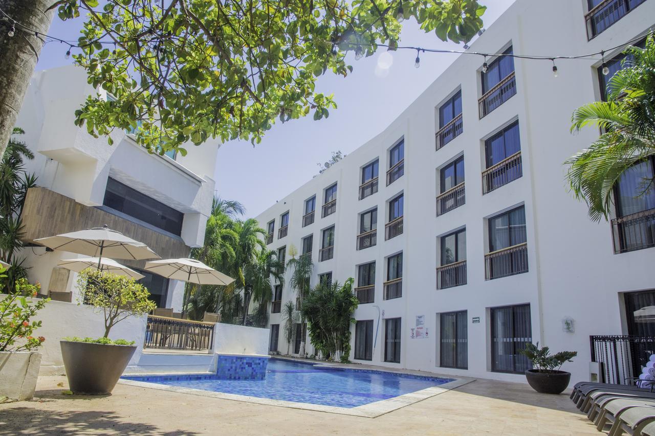 ホテル Continental Caribe Bay チェトゥマル エクステリア 写真