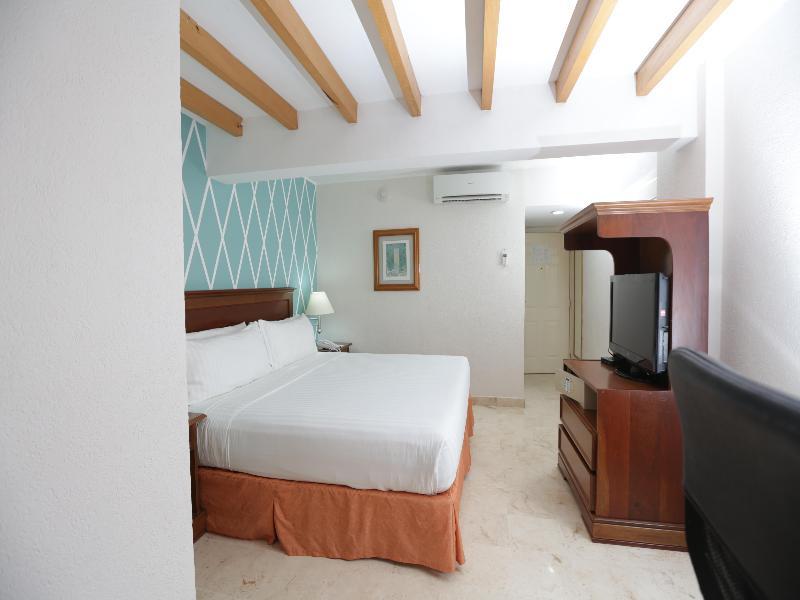 ホテル Continental Caribe Bay チェトゥマル エクステリア 写真